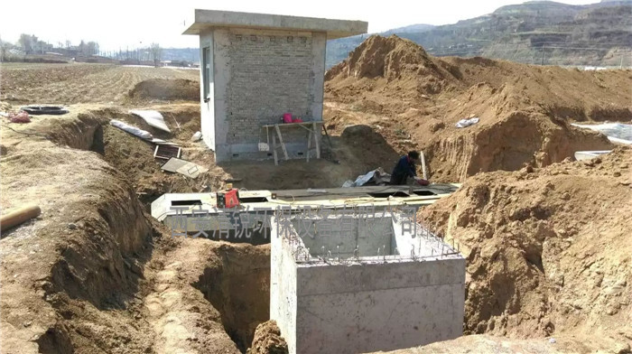 甘肅省華亭火車站污水處理施工現場